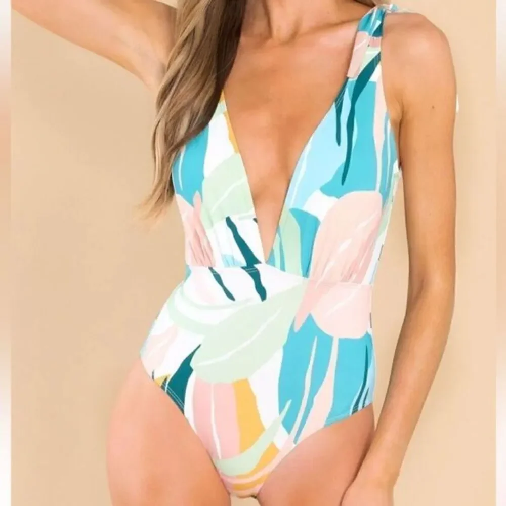 Tropical Print One Piece Swimsuit‎